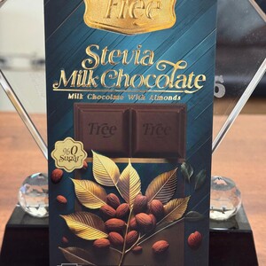 Free Stevia Milk Chocolate with Almond