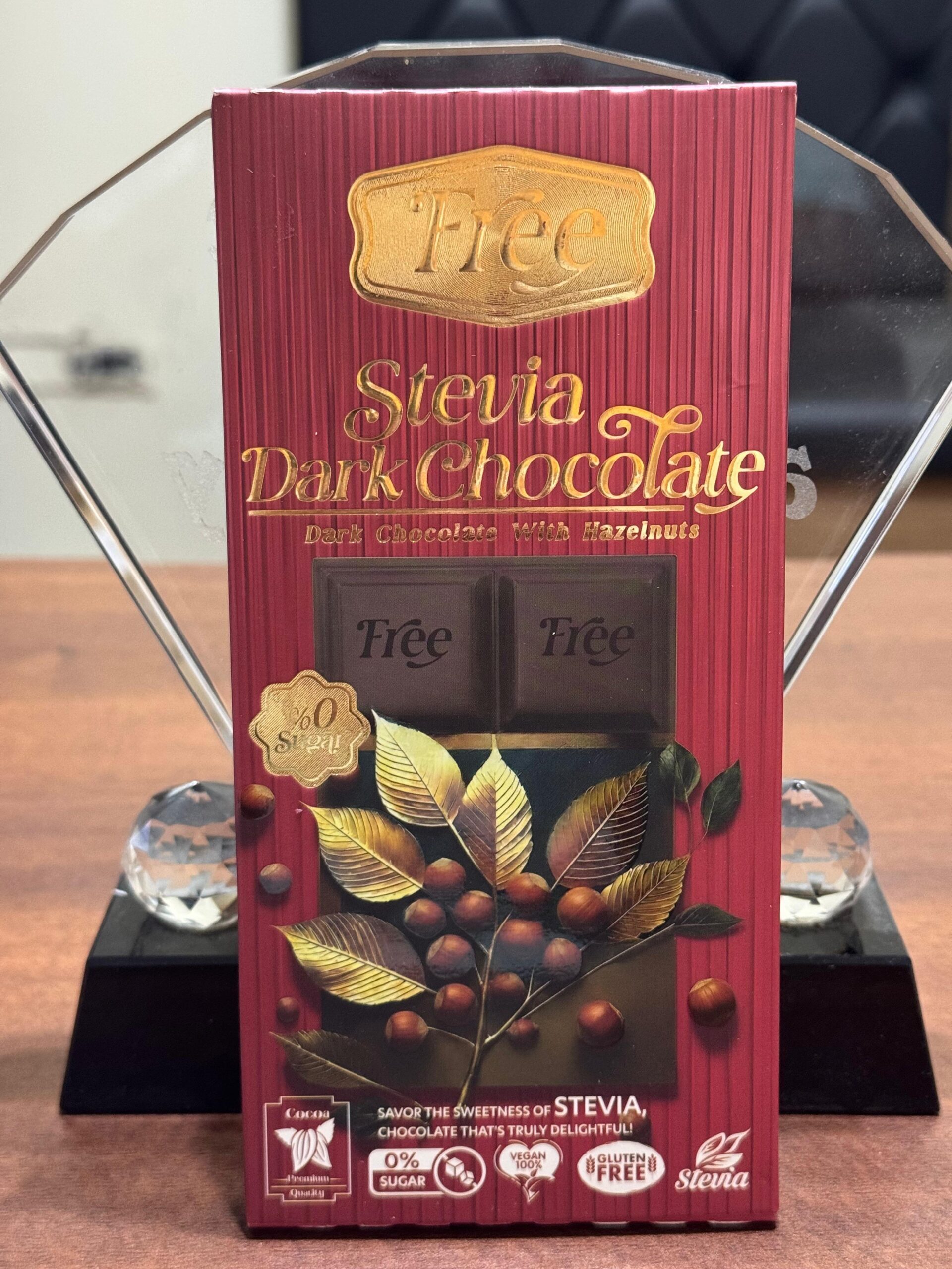 Free Stevia Dark Chocolate with Hazelnut