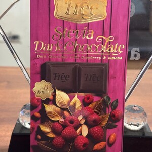 Free Stevia Dark Chocolate Raspberry & Almond