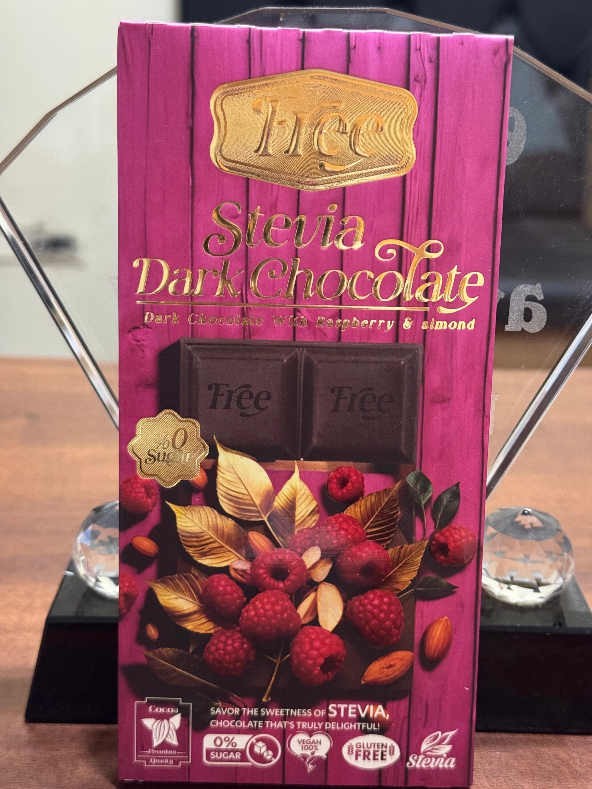 Free Stevia Dark Chocolate Raspberry & Almond